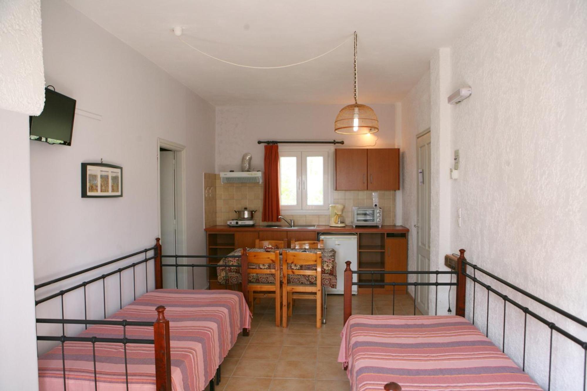 9 Musses Hotel Apartments Skala Mistegnon Chambre photo