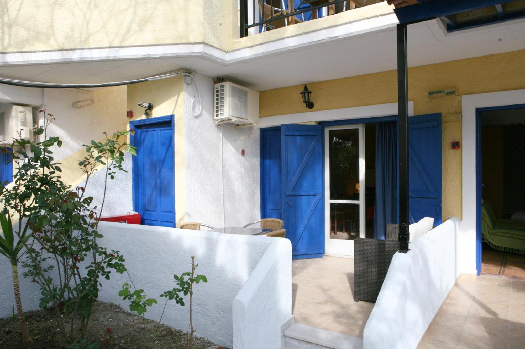 9 Musses Hotel Apartments Skala Mistegnon Chambre photo