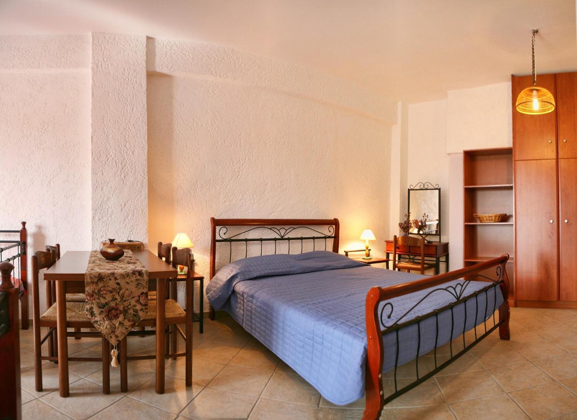 9 Musses Hotel Apartments Skala Mistegnon Extérieur photo