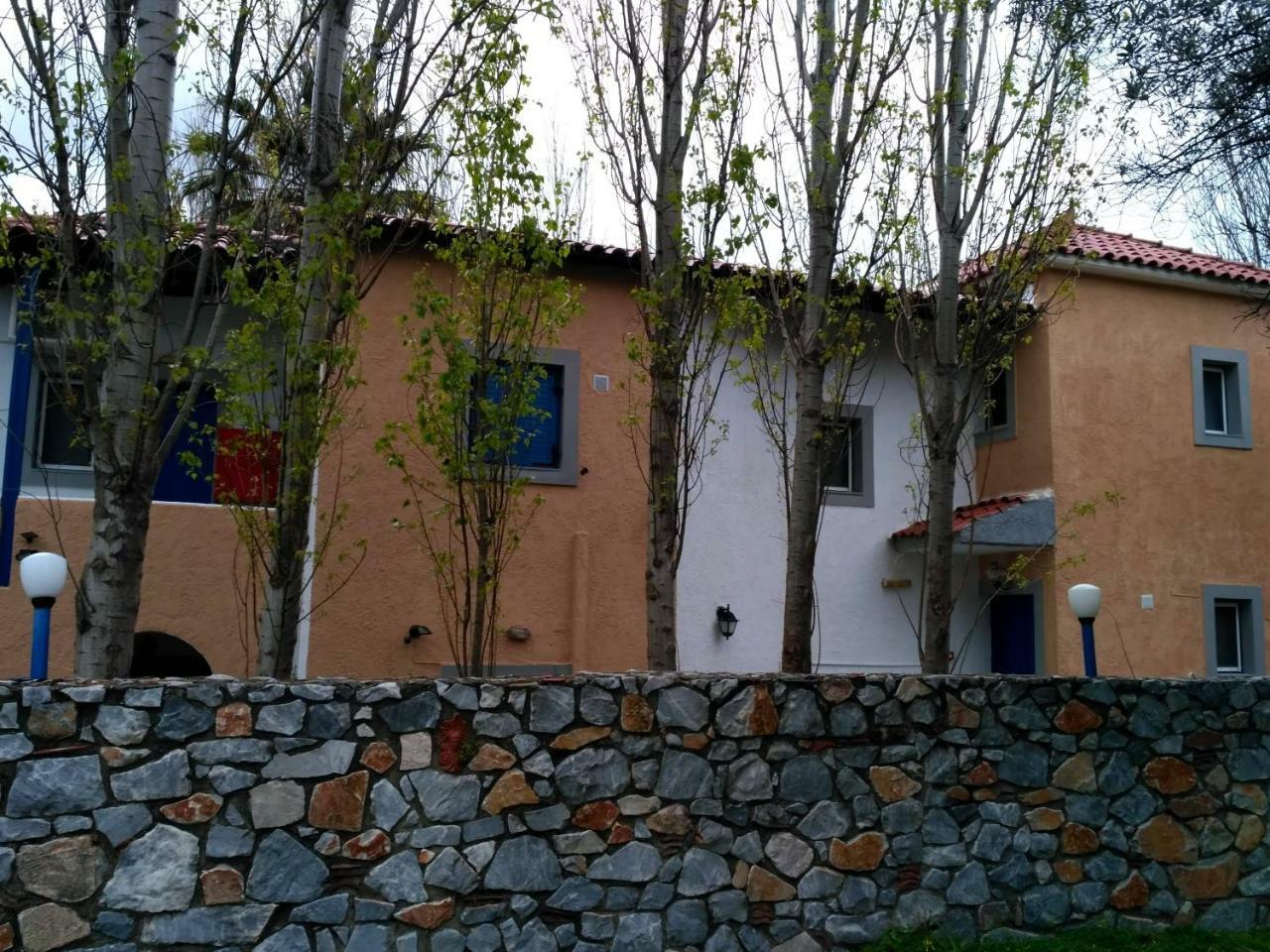 9 Musses Hotel Apartments Skala Mistegnon Extérieur photo